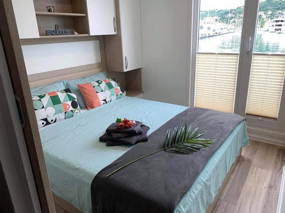 Sirena Floating House Portoroz Vila Exterior foto