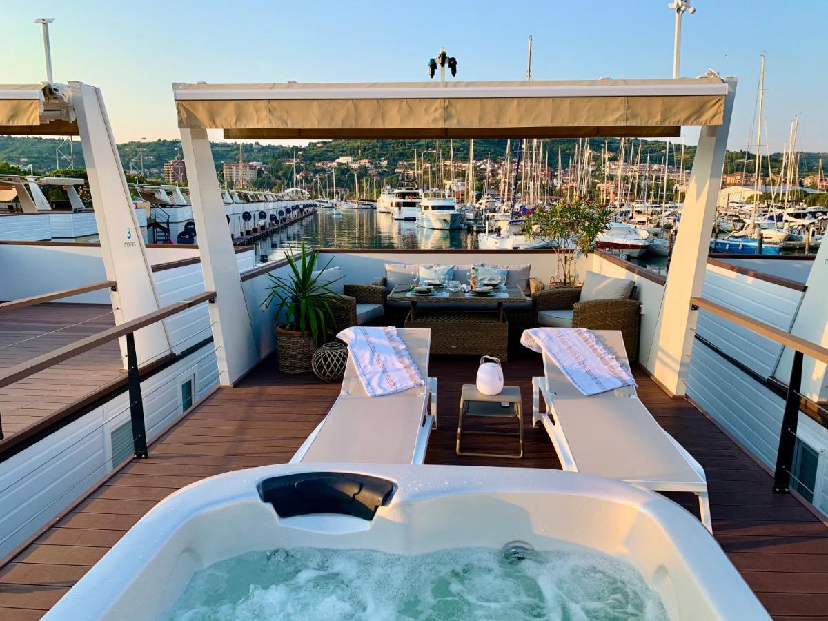 Sirena Floating House Portoroz Vila Exterior foto